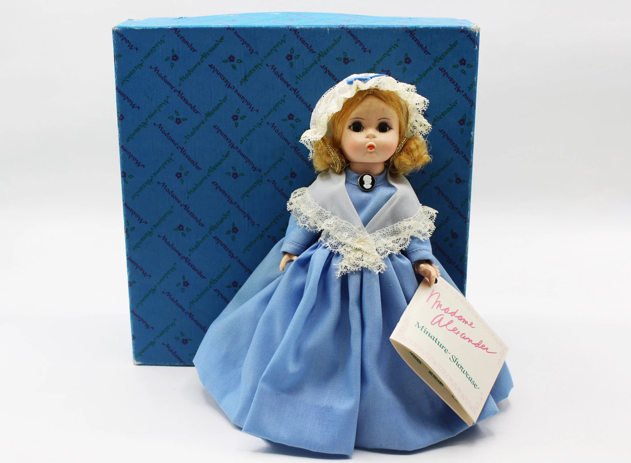 Madame Alexander – United States #559 – International Series – Restrung - Vintage Doll w/ Box & Tag at A Dolly Hobby